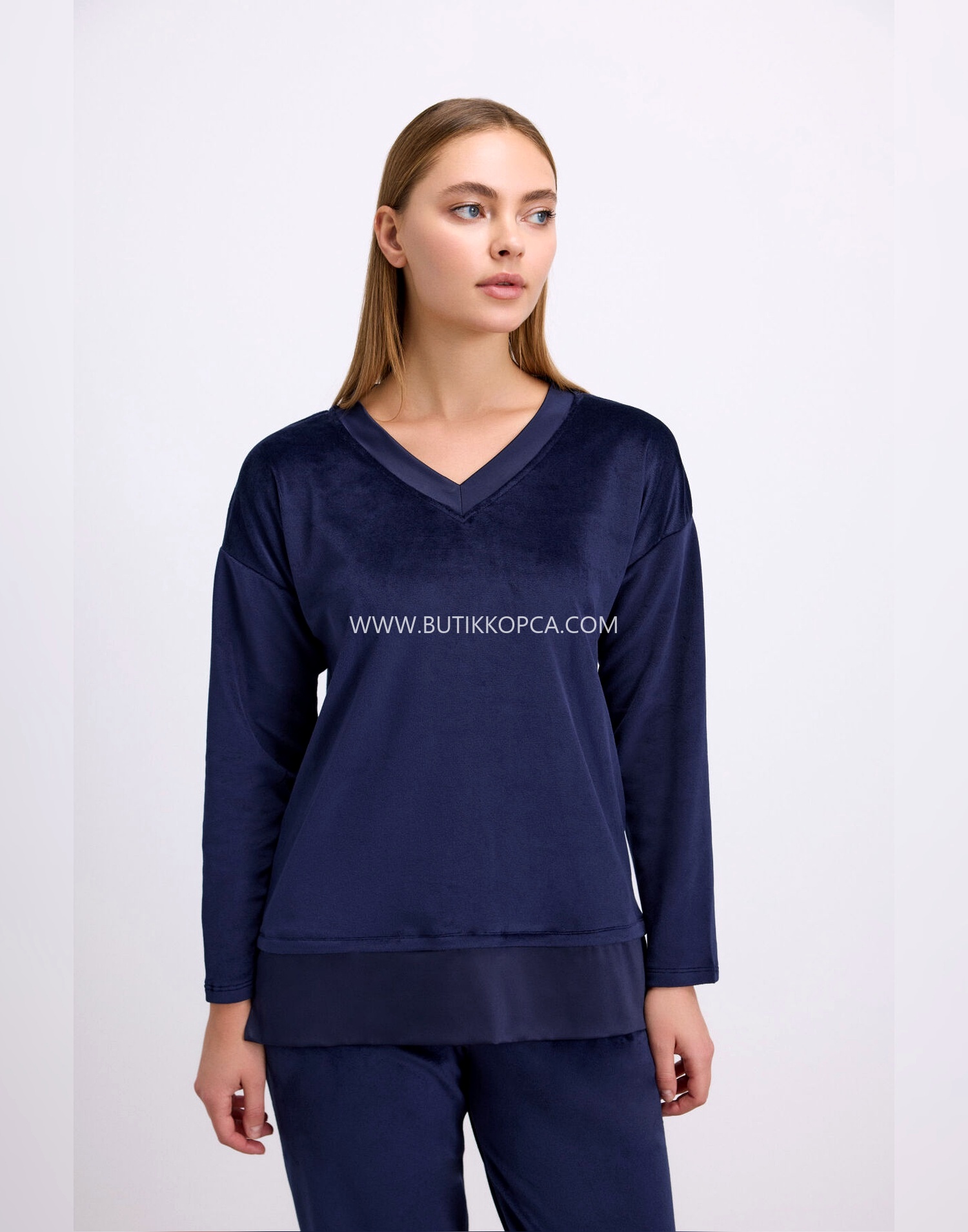 Uzun Kollu Sweatshirt ve Pantolon Pijama Takımı Konforlu Uyku & Ev Giyimi Lacivert - Görsel 3