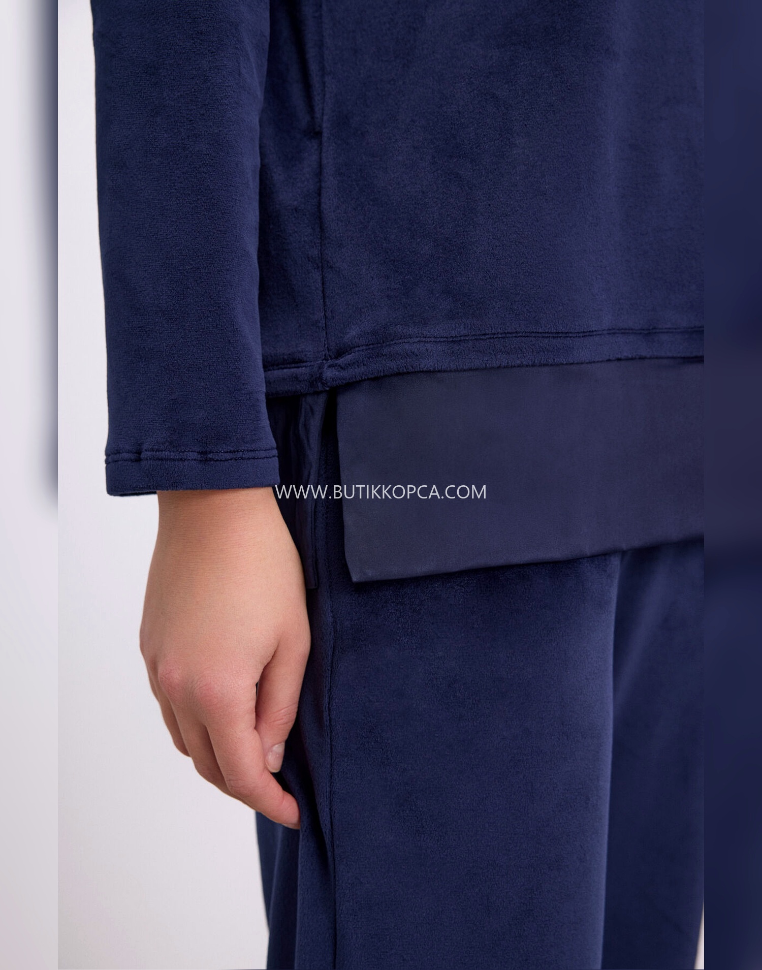 Uzun Kollu Sweatshirt ve Pantolon Pijama Takımı Konforlu Uyku & Ev Giyimi Lacivert - Görsel 5