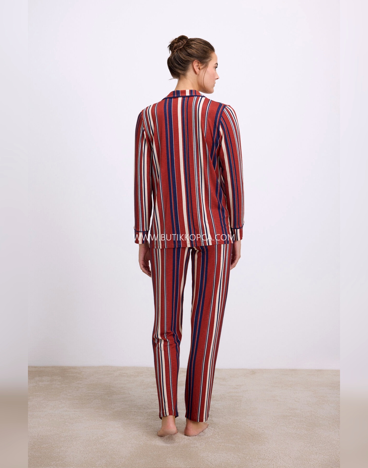 Uzun Kollu Düğmeli Çizgili Pijama Takımı Bordo - Görsel 2