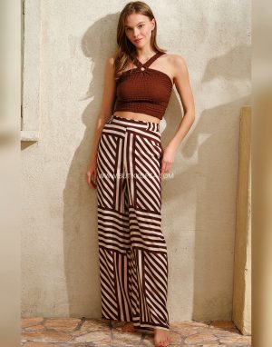 Boyundan Bağlamalı Çizgili Yazlık Uzun İp Detaylı Pijama Takımı Kahverengi