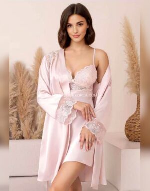 Dantel Yakalı Yırtmaçlı Saten Gecelik Kimono Takımı Pudra
